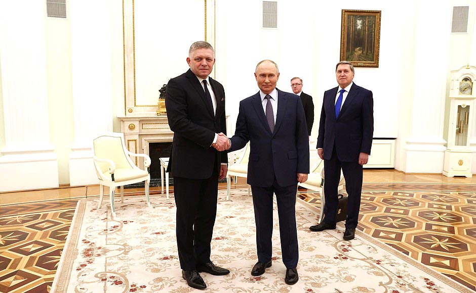 რობერტ ფიცო ვლადიმერ პუტინს შეხვდა