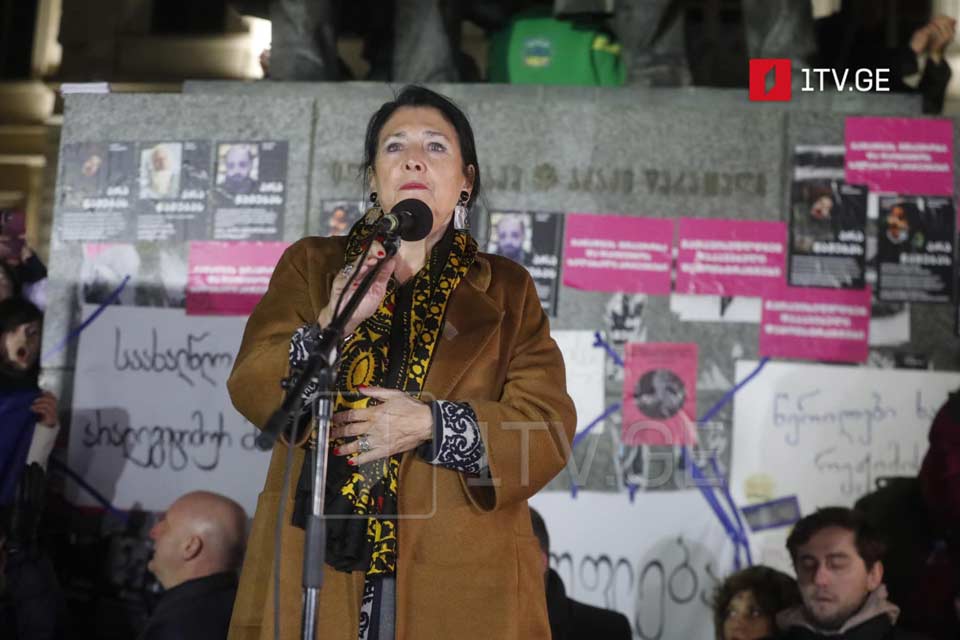 სალომე ზურაბიშვილი - მოვიდეს სასახლეში ივანიშვილი და მზად ვარ, დავსხდეთ, მოვიფიქროთ, როგორ უნდა დაინიშნოს არჩევნები, არჩევნების დანიშვნის რიცხვი შეთანხმებული უნდა იყოს 29-მდე