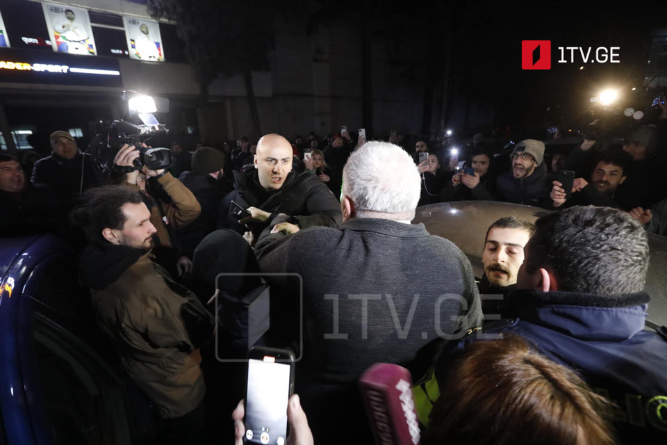 საპროტესტო აქცია რესტორან „ბაბილოსთან“ – კესო ქაფიანიძის ჩართვა