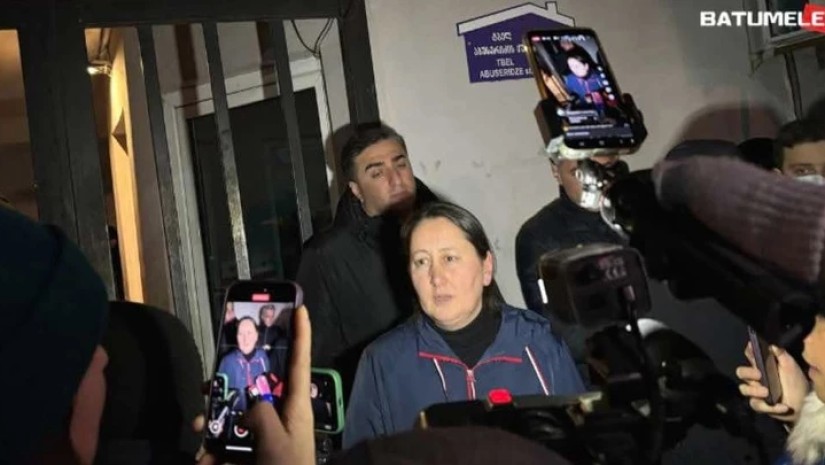 ადვოკატების ინფორმაციით, მზია ამაღლობელი კლინიკა „ვივამედიდან“ პენიტენციურ დაწესებულებაში გადაიყვანეს