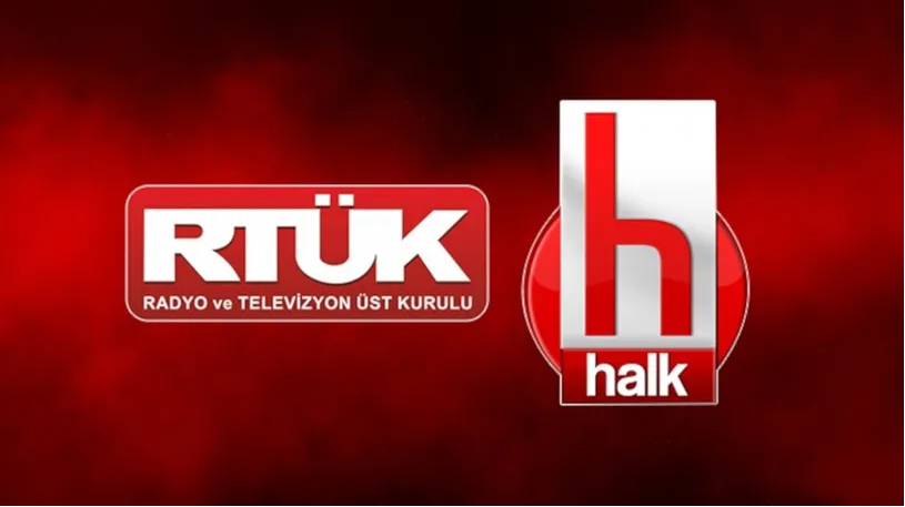 „ბლუმბერგი“ - თურქეთში ტელეკომპანია Halk TV-ის სამი ჟურნალისტი ​ექსპერტზე ზემოქმედების მცდელობასა და საუბრების უკანონო ჩაწერის ბრალდებით დააკავეს