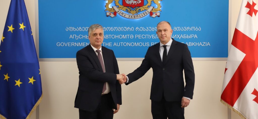 აფხაზეთის მთავრობის თავმჯდომარე ავსტრიის რესპუბლიკის საგანგებო და სრულუფლებიან ელჩს შეხვდა