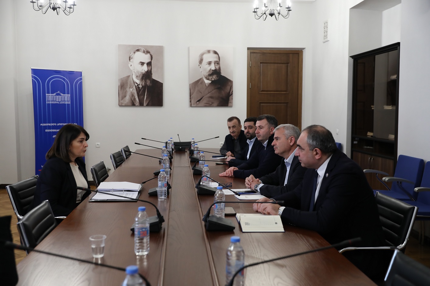 რეგიონული პოლიტიკისა და თვითმმართველობის კომიტეტში დეცენტრალიზაციის საკითხებზე შეხვედრა გაიმართა