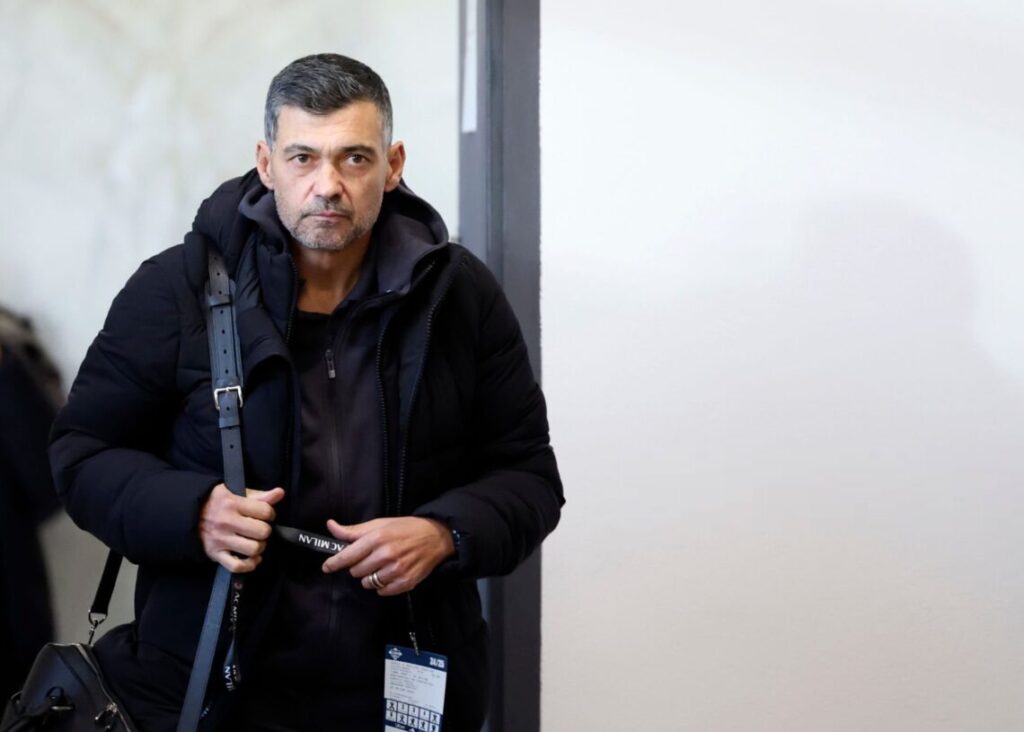 სერჟიო კონსეისაო, შეიძლება, „მილანიდან“ გაუშვან, დანიშვნიდან ერთი თვის თავზე #1TVSPORT