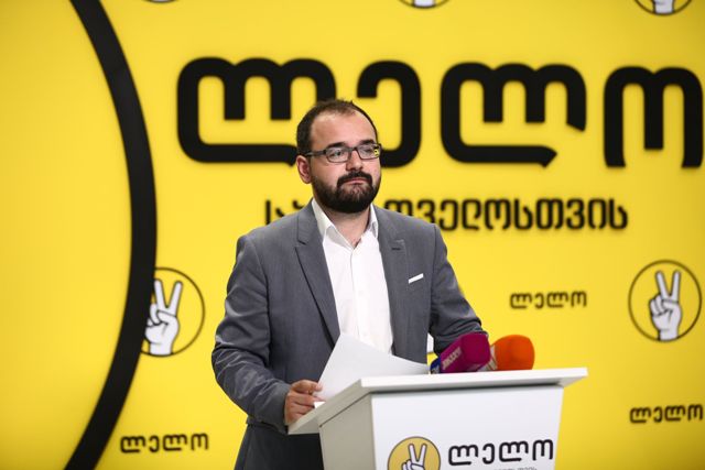 გრიგოლ გეგელიამ ჭაობში მყოფ ქვეყნებად მოიხსენია სახელმწიფოები, რომლებმაც „ქართულ ოცნებას“ არჩევნებში გამარჯვება მიულოცეს