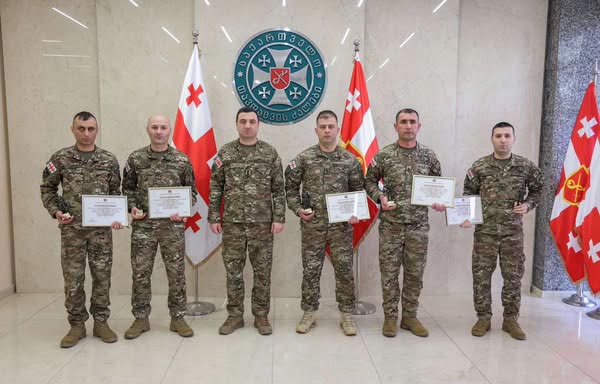 საქართველოს თავდაცვის ძალების მეთაურმა საუკეთესო სამხედროები დააჯილდოვა