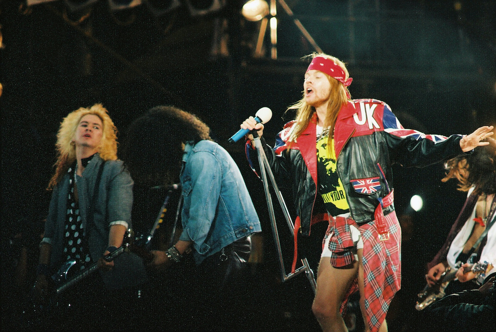 მზადება Guns N' Roses კონცერტისთვის