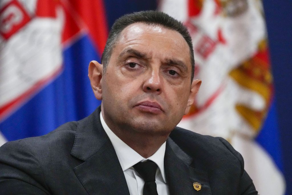 სერბეთის ვიცე-პრემიერი - არ არსებობს არცერთი სერბი, რომელიც არ დაფიქრდებოდა, როდესაც ხმას აძლევდა რუსეთის წინააღმდეგ რეზოლუციას, არ მჯერა შეცდომების, მაგრამ მჯერა ღალატის