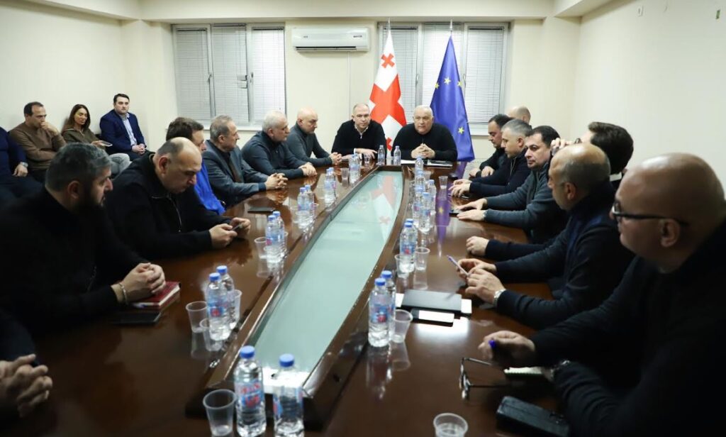 სამეგრელო-ზემო სვანეთის სახელმწიფო რწმუნებული - მუნიციპალიტეტებში ყველა მთავარი გზა გაწმენდილია, გვრჩება სოფლები, სადაც ჯერ კიდევ ვაწარმოებთ ელექტროენერგიის აღდგენით სამუშაოებს