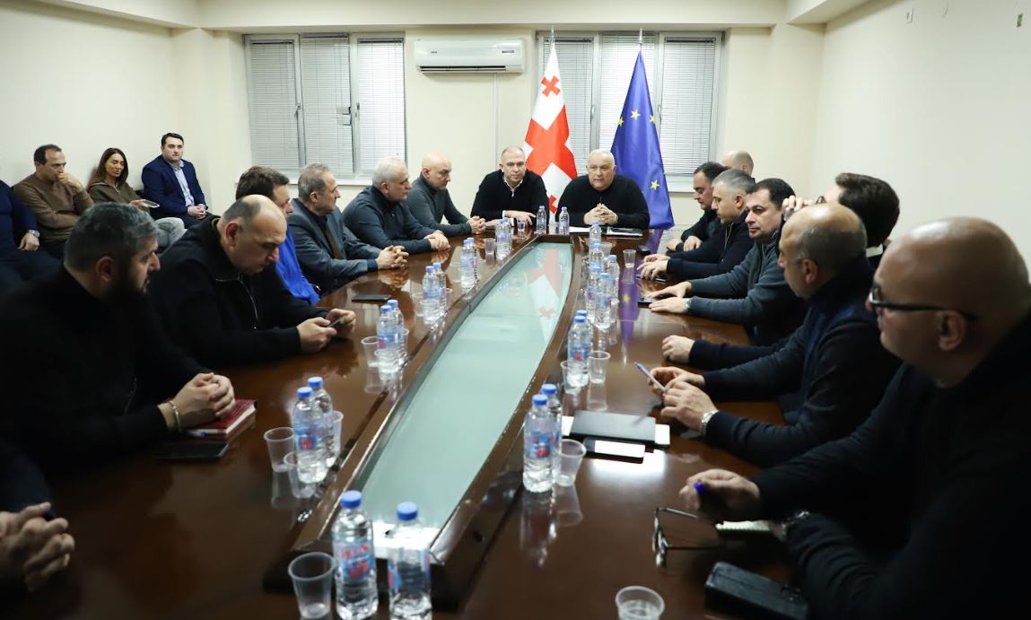 სამეგრელო-ზემო სვანეთის სახელმწიფო რწმუნებული - მუნიციპალიტეტებში ყველა მთავარი გზა გაწმენდილია, გვრჩება სოფლები, სადაც ჯერ კიდევ ვაწარმოებთ ელექტროენერგიის აღდგენით სამუშაოებს