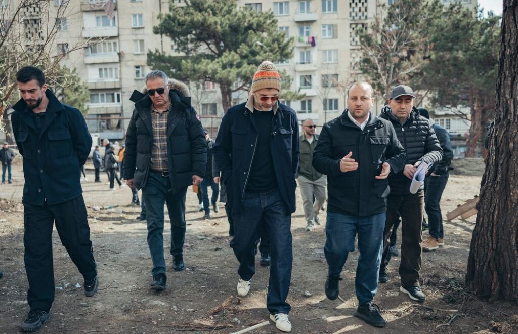 გლდანის მეოთხე მიკრორაიონში, უკანონო შემოღობვების ნაცვლად, კიდევ ერთი სკვერი ეწყობა