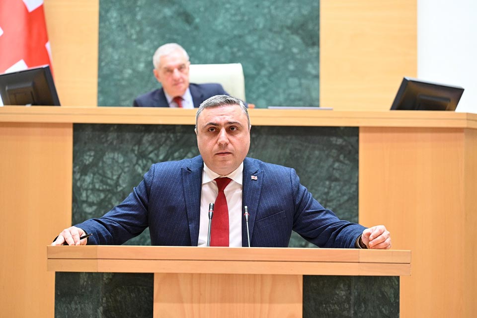 პარლამენტმა „გენდერული თანასწორობის შესახებ“ კანონში ცვლილებები პირველი მოსმენით მიიღო