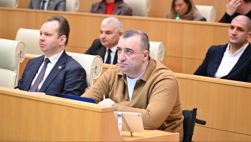 პარლამენტმა „„მაუწყებლობის შესახებ“ კანონში ცვლილების შეტანის თაობაზე“ კანონპროექტი პირველი მოსმენით მიიღო