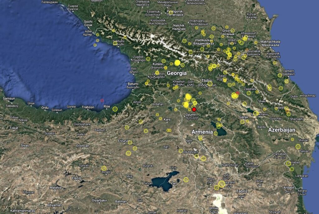 სომხეთში, საქართველოს საზღვრიდან 45 კილომეტრში 5.1 მაგნიტუდის სიმძლავრის მიწისძვრა მოხდა, ბიძგები საქართველოშიც იგრძნობოდა