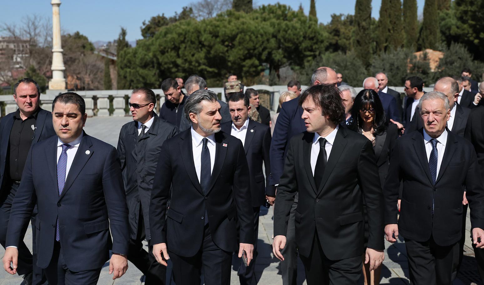 ირაკლი კობახიძემ აფხაზეთიდან გადმოსვენებული უგზო-უკვლოდ დაკარგული პირების ოჯახებს მიუსამძიმრა