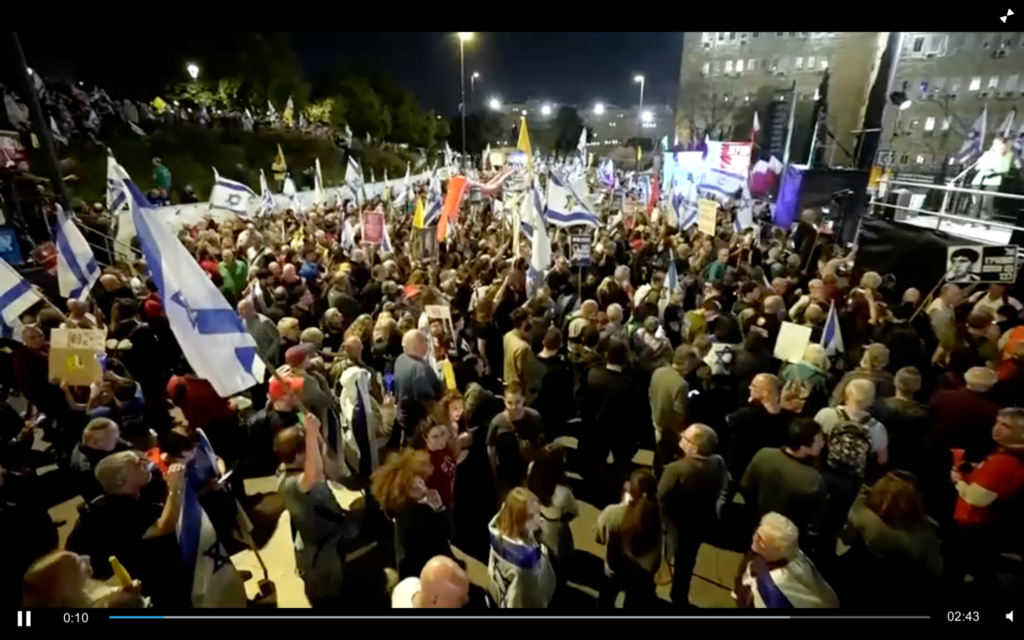 ისრაელში ახალი არჩევნებისა და „ჰამასის“ ტყვეობაში მყოფი მძევლების გათავისუფლების მოთხოვნით აქცია გაიმართა
