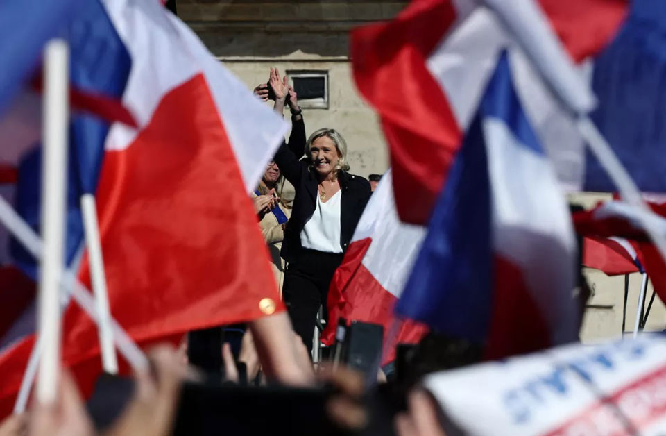 პარიზში მარინ ლე პენის მხარდასაჭერად აქცია გაიმართა, დემონსტრაცია გამართეს ემანუელ მაკრონის ბლოკის მხარდამჭერებმაც