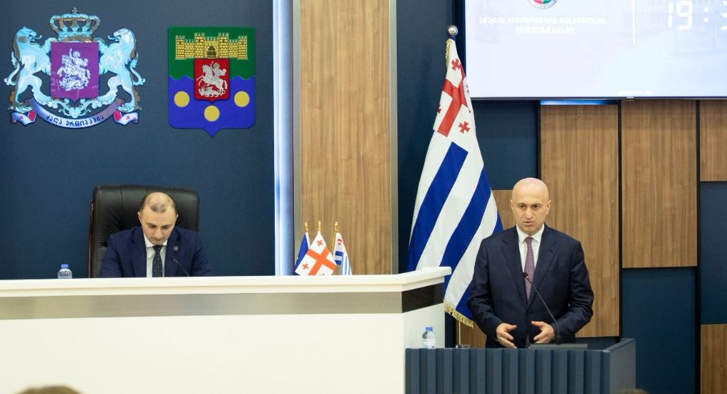 აჭარის უმაღლესმა საბჭომ მთავრობის თავმჯდომარის თანამდებობაზე სულხან თამაზაშვილის კანდიდატურა დაამტკიცა