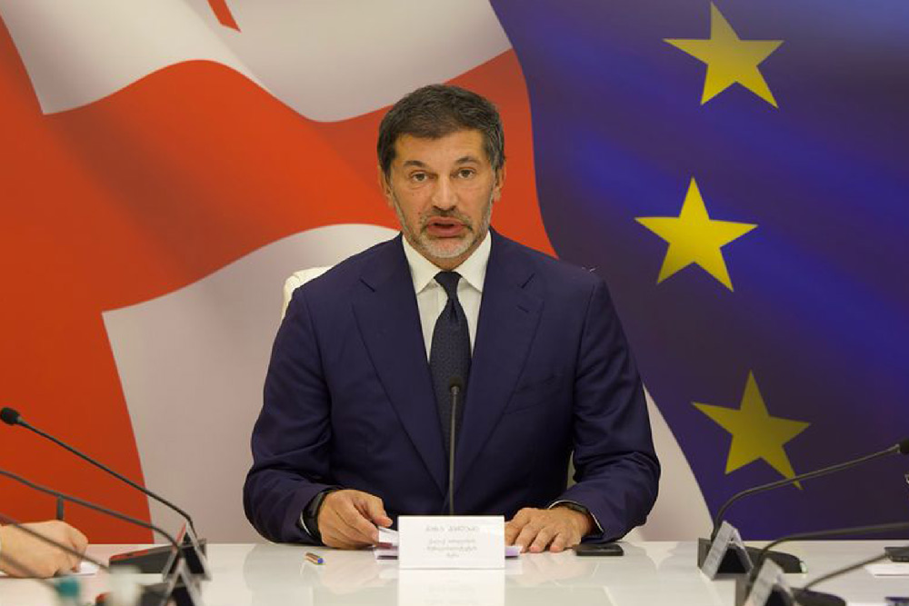 ვაკის რაიონში ე.წ. ნანტის სკვერის რეაბილიტაცია დაიწყო