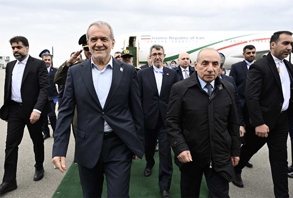 ირანის პრეზიდენტი ოფიციალური ვიზიტით აზერბაიჯანში ჩავიდა