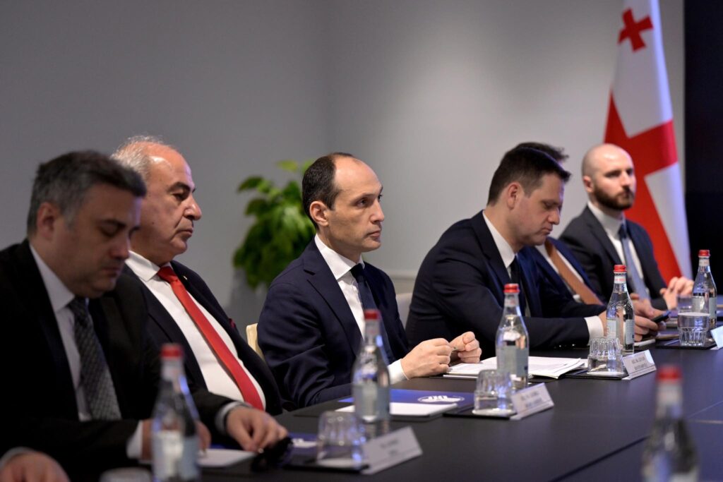 ლევან დავითაშვილმა და სომხეთის ეკონომიკის მინისტრმა სავაჭრო-ეკონომიკური თანამშრომლობის და მათი შემდგომი გაღრმავების საკითხები განიხილეს