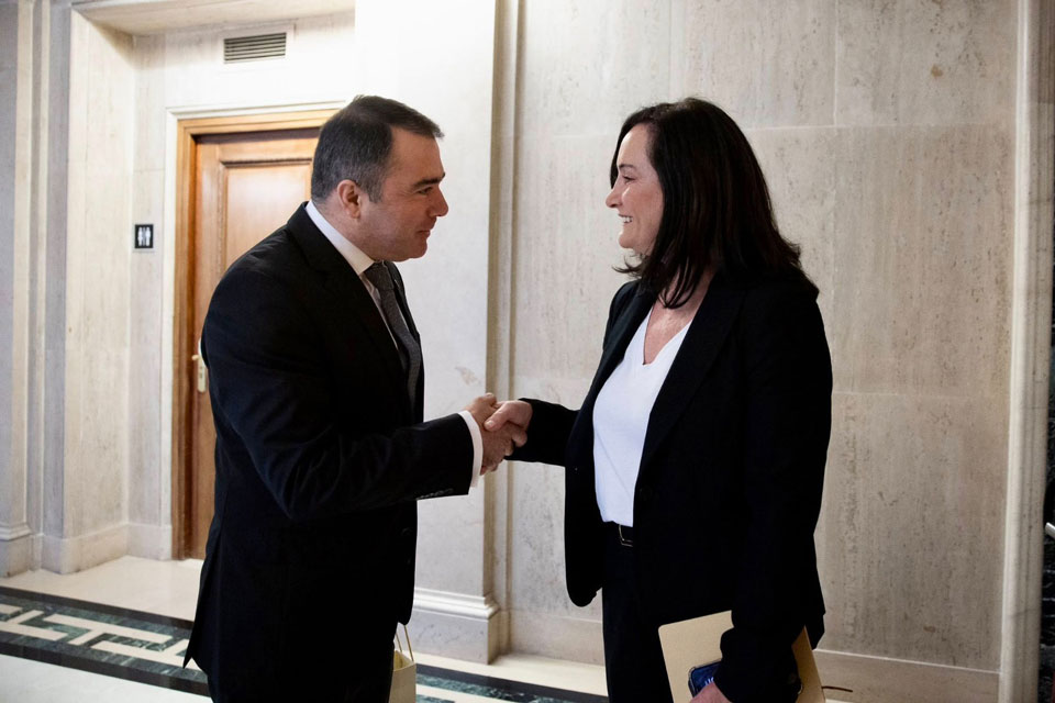 საბერძნეთის რესპუბლიკასა და ესპანეთის სამეფოში საქართველოს ელჩებმა საბერძნეთისა და ესპანეთის საკანონმდებლო ორგანოებში გამართეს შეხვედრები