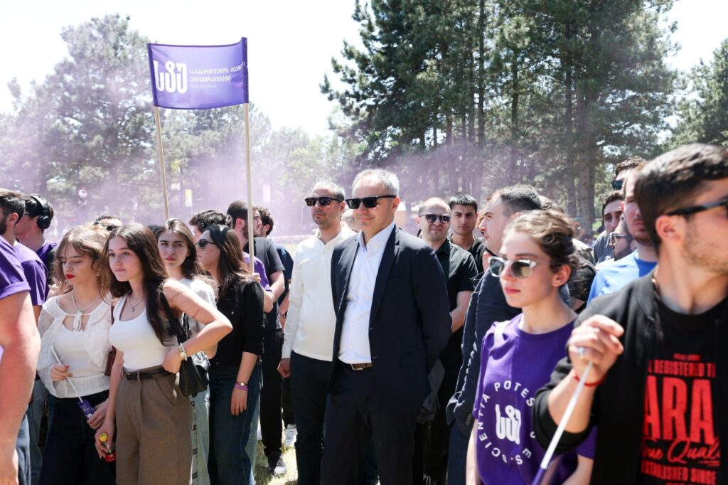 ალექსანდრე წულაძე სტუდენტური ფესტივალის, „სტუდფესტი 2025“ ფარგლებში გამართულ სპორტულ ტურნირებს დაესწრო