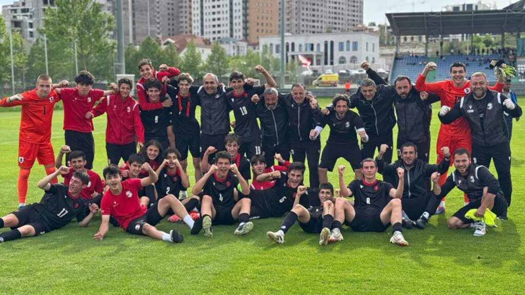 საქართველოს 15-წლამდე ვაჟთა ნაკრები უეფა-ს განვითარების თასის გამარჯვებულია - საუკეთესო მოთამაშედ ხვიჩა კვარაცხელიას ძმა დაასახელეს #1TVSPORT