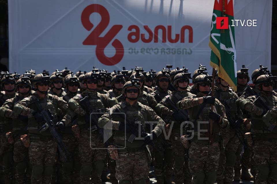 26 მაისისთვის მზადება თავისუფლების მოედანზე [ფოტო]
