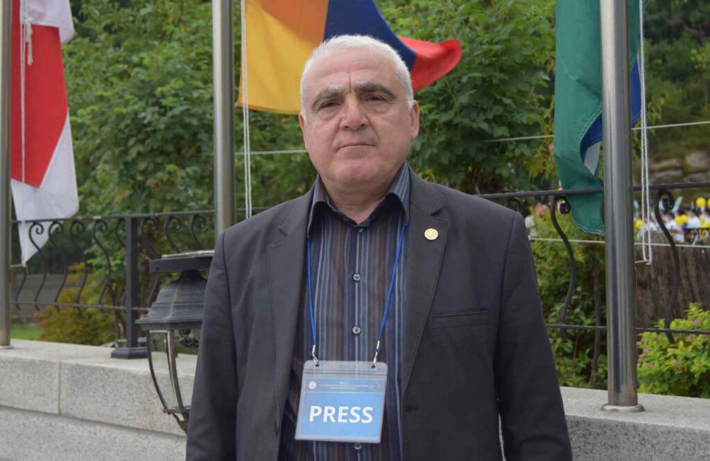 გარდაიცვალა ჟურნალისტი ავთანდილ ოთინაშვილი