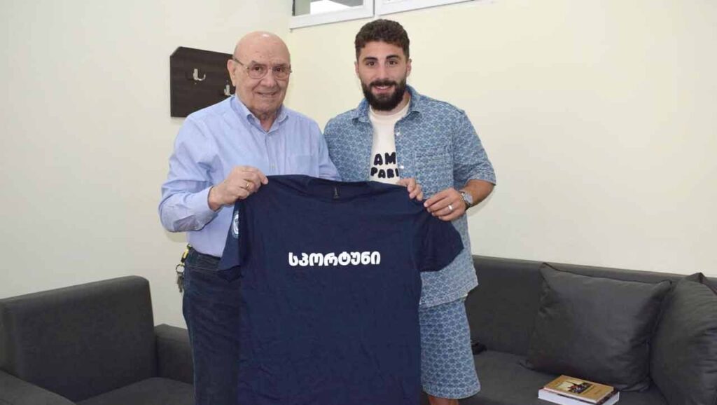 ზურიკო დავითაშვილი სპორტის უნივერსიტეტის ხელმძღვანელობასა და სტუდენტებს შეხვდა – მჯერა, ნაკრებში გამოძახებული ფეხბურთელები დონეს შეინარჩუნებენ და გააუმჯობესებენ #1TVSPORT