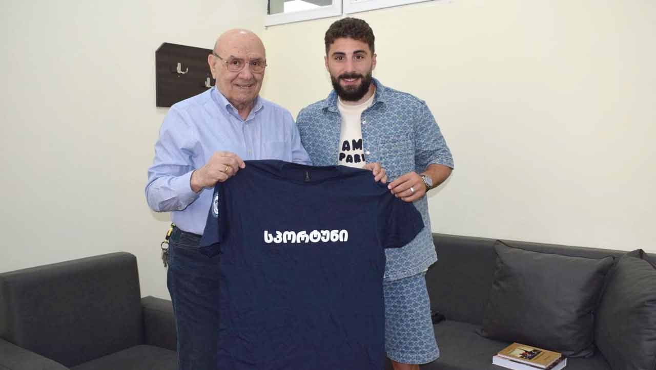 ზურიკო დავითაშვილი სპორტის უნივერსიტეტის ხელმძღვანელობასა და სტუდენტებს შეხვდა - მჯერა, ნაკრებში გამოძახებული ფეხბურთელები დონეს შეინარჩუნებენ და გააუმჯობესებენ #1TVSPORT