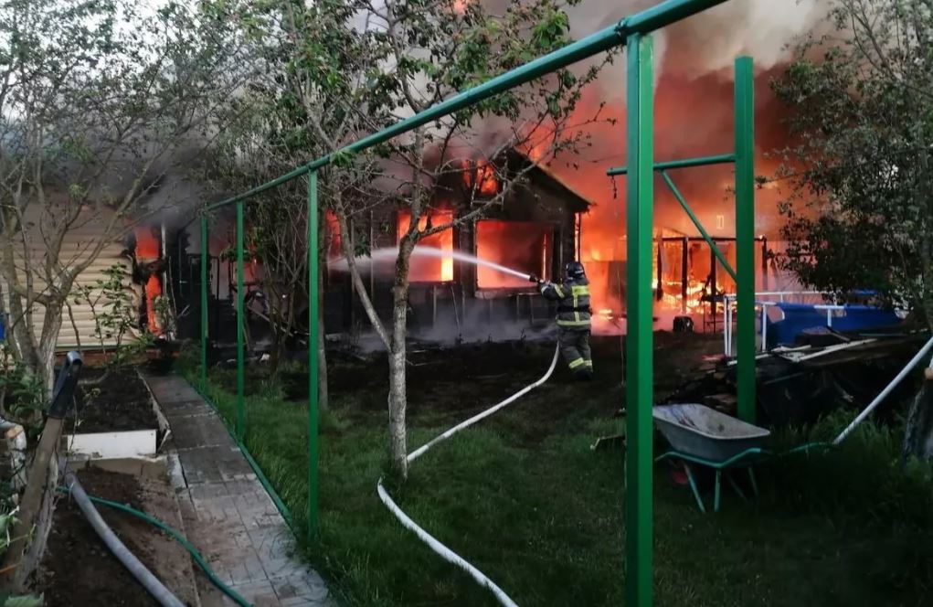 რუსეთის თავდაცვის სამინისტროს ცნობით, ღამის განმავლობაში საჰაერო თავდაცვის სისტემებით 296 უკრაინული უპილოტო საფრენი აპარატი ჩამოაგდეს