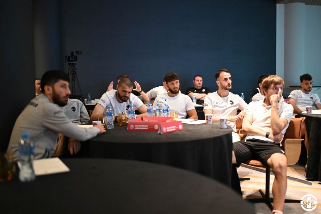 საქართველოს ნაკრების ფეხბურთელებმა, შეკრების პარალელურად, უეფა-ს სამწვრთნელო კურსები გაიარეს #1TVSPORT