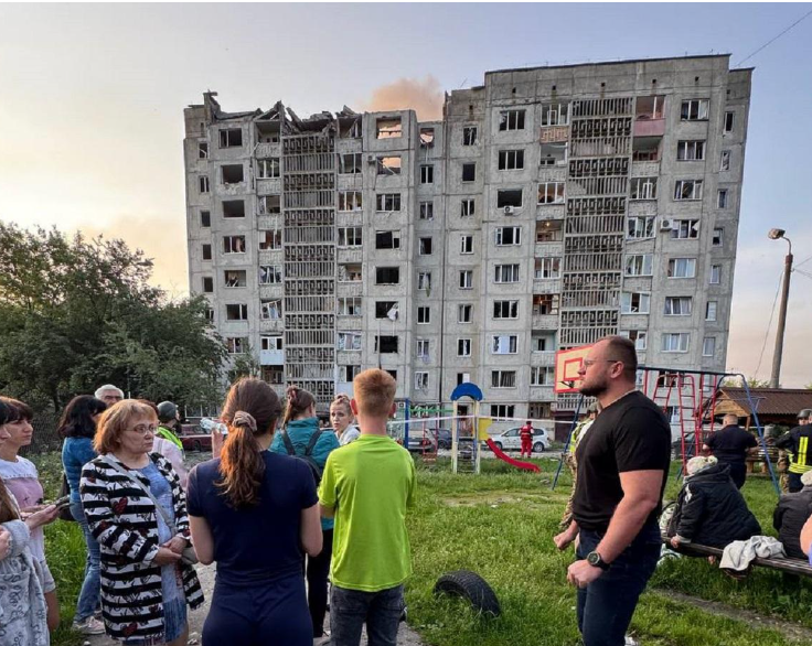 რუსეთმა კიევზე იერიში მიიტანა, დაიღუპა, სულ მცირე, ოთხი ადამიანი, არიან დაშავებულებიც