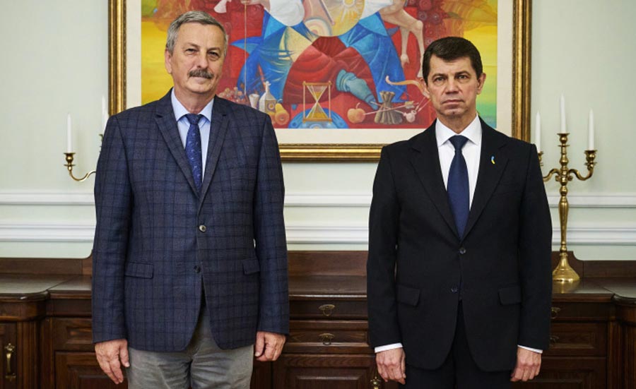 უკრაინის საგარეო საქმეთა სამინისტროში აცხადებენ, რომ ბუდაპეშტის მიერ გაკეთებულ არამეგობრულ განცხადებებთან დაკავშირებით უნგრეთის ელჩი საგარეო უწყებაში დაიბარეს