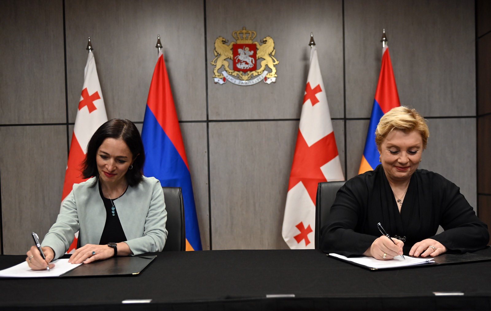 თინათინ რუხაძემ და სომხეთის კულტურის მინისტრმა კულტურის სფეროში თანამშრომლობის შესახებ მემორანდუმს მოაწერეს ხელი