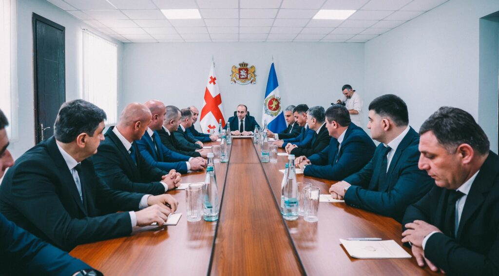 შინაგან საქმეთა მინისტრმა კახეთის რეგიონში სამუშაო შეხვედრები გამართა