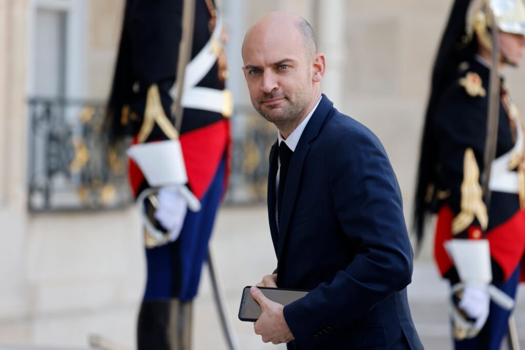 ჟან-ნოელ ბარო აცხადებს, რომ ანტისემიტური სკანდალის შემდეგ, საფრანგეთმა დროებით შეაჩერა ღაზის სექტორიდან მიგრანტების მიღების პროგრამა