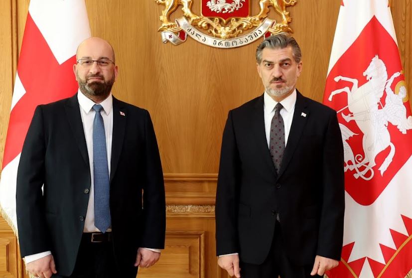 მიხეილ ყაველაშვილი ინდონეზიის რესპუბლიკაში საქართველოს ახლად დანიშნულ ელჩს და სამხრეთ-აღმოსავლეთ აზიის ერების ასოციაციაში საქართველოს წარმომადგენელს შეხვდა