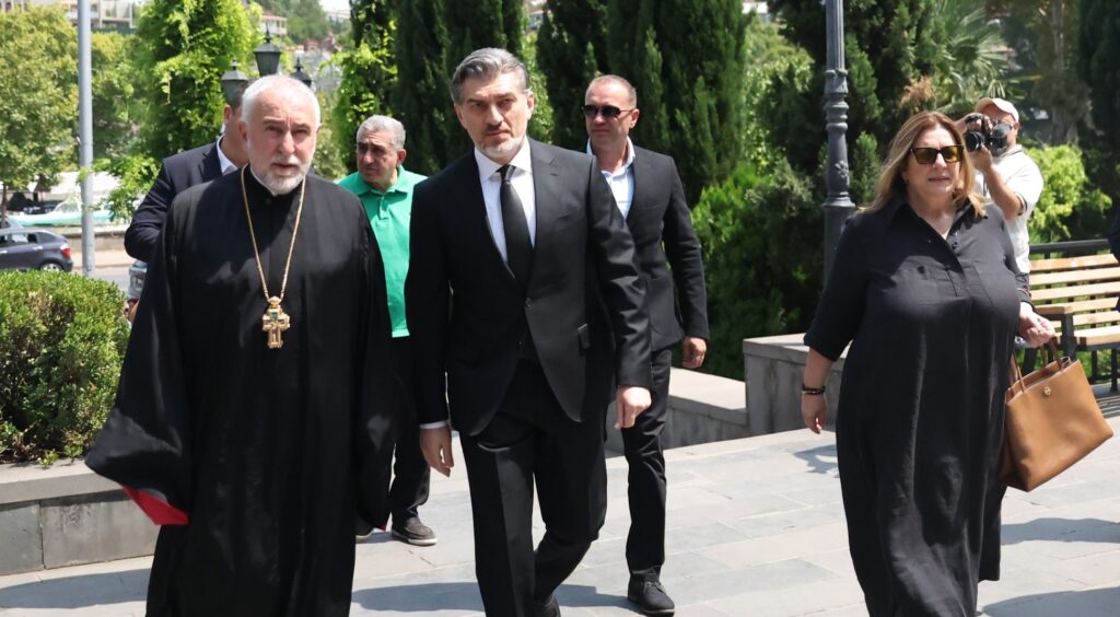 მიხეილ ყაველაშვილი ელდარ შენგელაიას სამოქალაქო პანაშვიდზე იმყოფებოდა