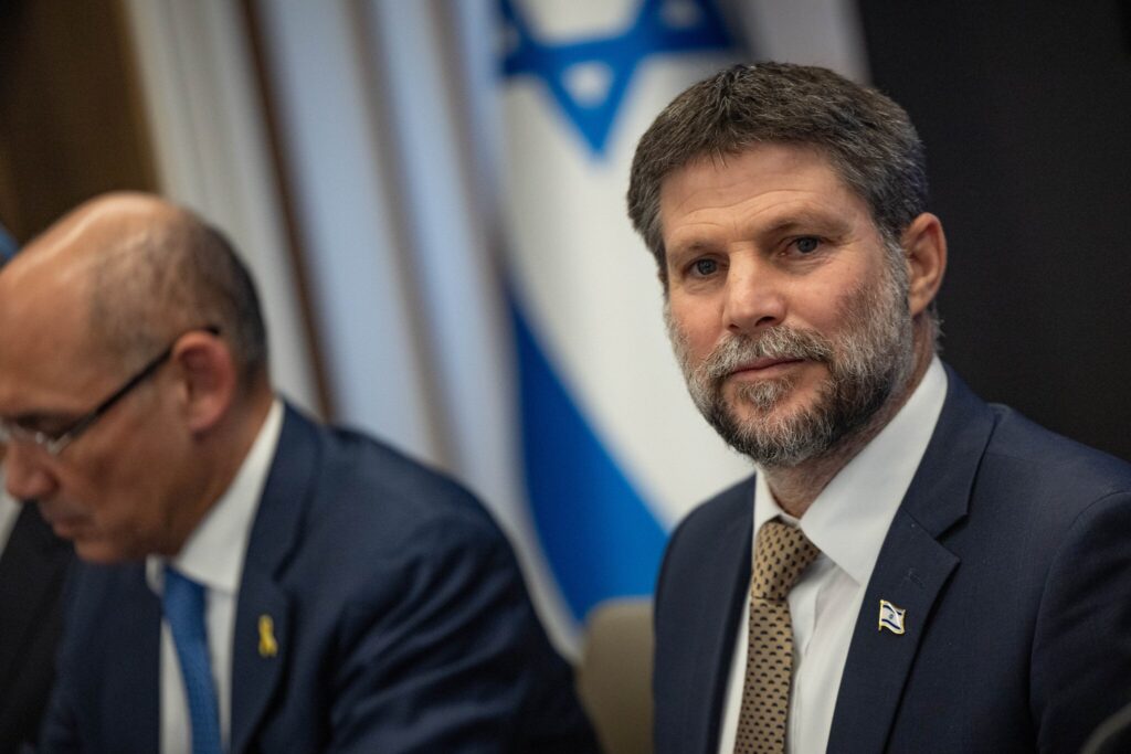 ისრაელის ფინანსთა მინისტრი - ბენიამინ ნეთანიაჰუმ და კაბინეტმა სისუსტე გამოიჩინეს, ემოციამ სძლია გონებას და მათ კიდევ ერთხელ აირჩიეს სამხედრო ოპერაციის დაწყება, რომლის მიზანი არ არის გამარჯვება