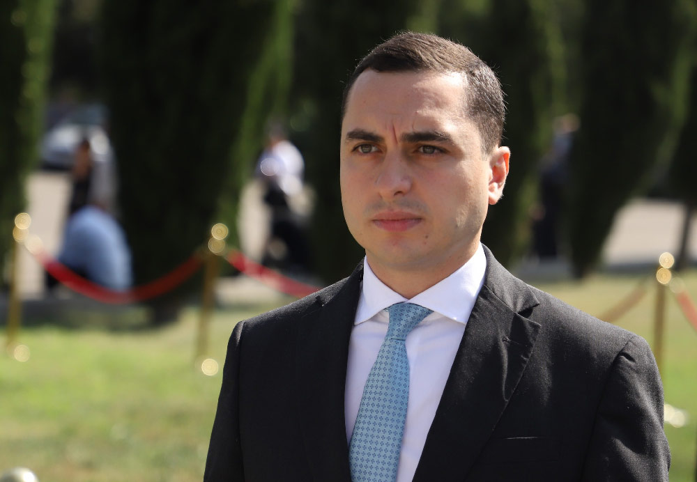 აფხაზეთის ავტონომიური რესპუბლიკის მთავრობის თავმჯდომარე მსახიობ მერაბ ბრეკაშვილის გარდაცვალების გამო მწუხარებას გამოთქვამს