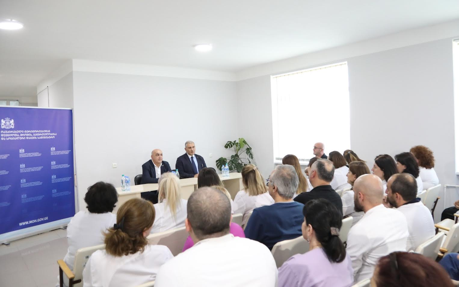 მიხეილ სარჯველაძე ჩხობაძის სახელობის კლინიკის უმცროს ექიმებსა და სამედიცინო პერსონალს შეხვდა