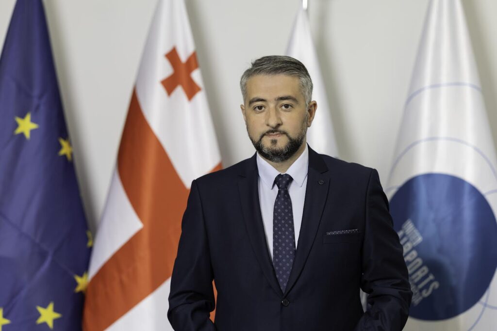 ლევან მოსეშვილი - 28 აგვისტოს, „გემო ფესტთან“ დაკავშირებით, ამბროლაურის მიმართულებით დამატებითი ავიარეისი დაინიშნება 