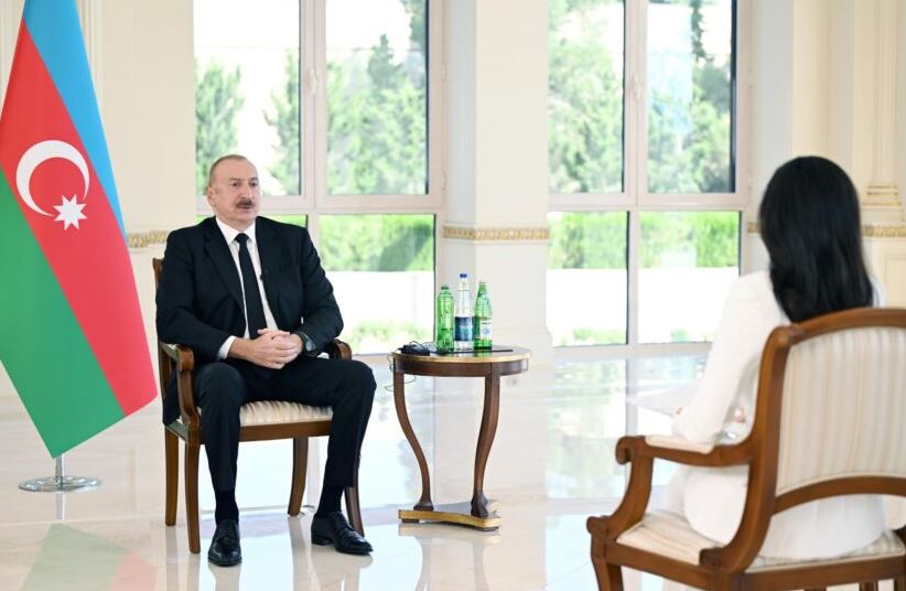 ილჰამ ალიევი მიიჩნევს, რომ აზერბაიჯანის საბჭოთა კავშირში შესვლა „შეჭრისა“ და „ოკუპაციის“ შედეგია