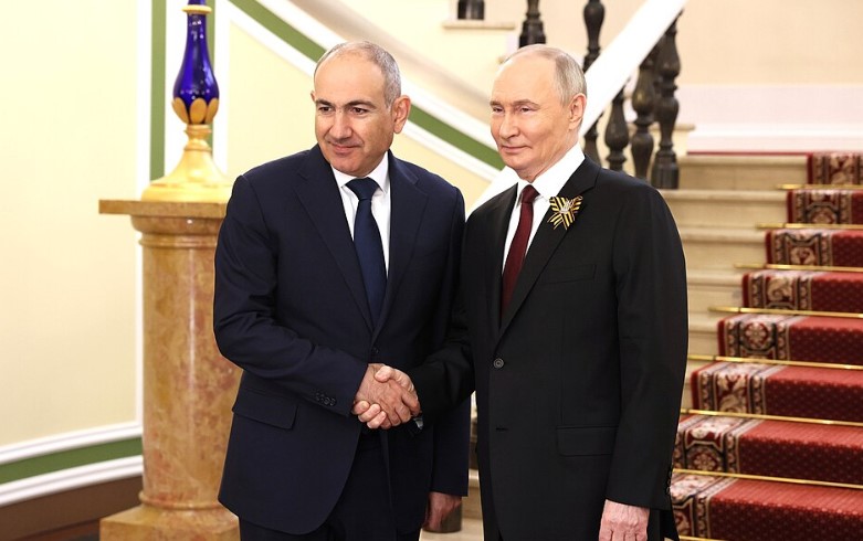 ვლადიმერ პუტინმა და ნიკოლ ფაშინიანმა შანხაის თანამშრომლობის ორგანიზაციის სამიტის ფარგლებში ორმხრივი შეხვედრა გამართეს