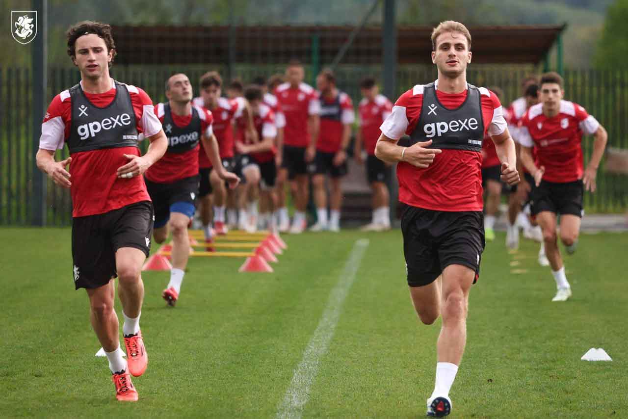 ახალგაზრდულმა ნაკრებმა წყალტუბოში სრული შემადგენლობით ივარჯიშა - გუნდს გაბრიელ სიგუა შეუერთდა #1TVSPORT