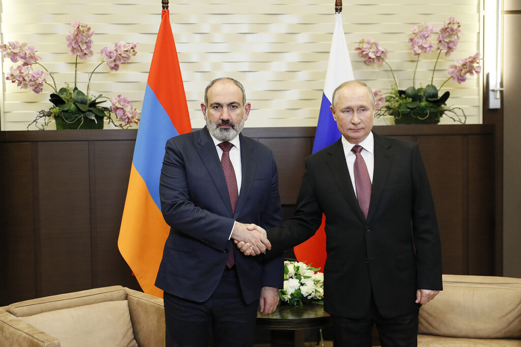 სომხური მედიის ცნობით, ნიკოლ ფაშინიანი მოსკოვში გაემგზავრება, სადაც ვლადიმერ პუტინს შეხვდება