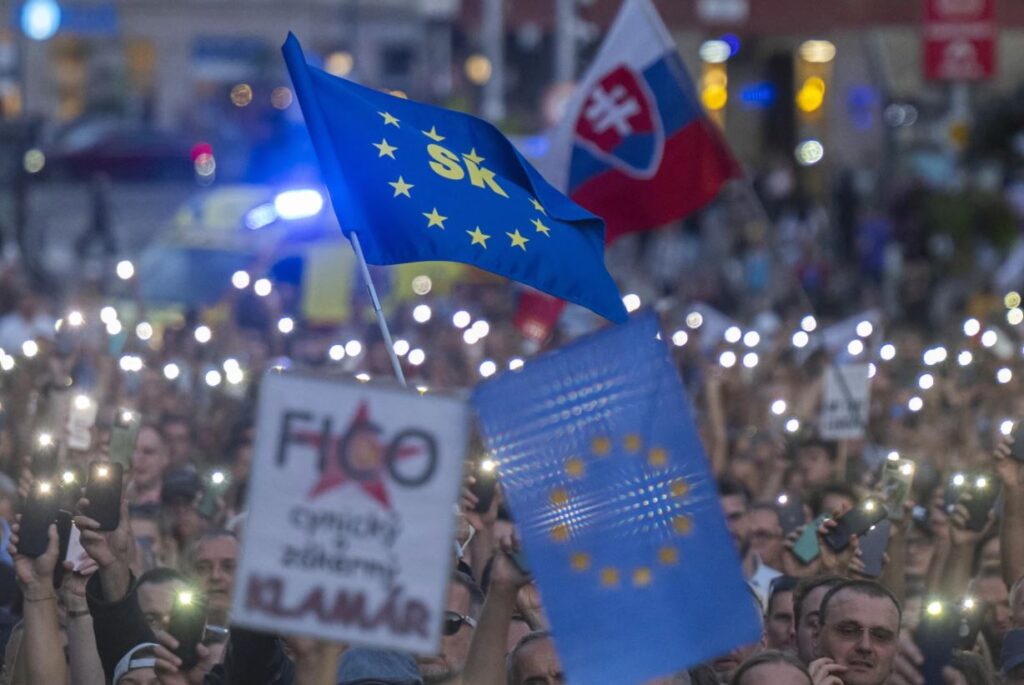 სლოვაკეთში ანტისამთავრობო აქცია გაიმართა